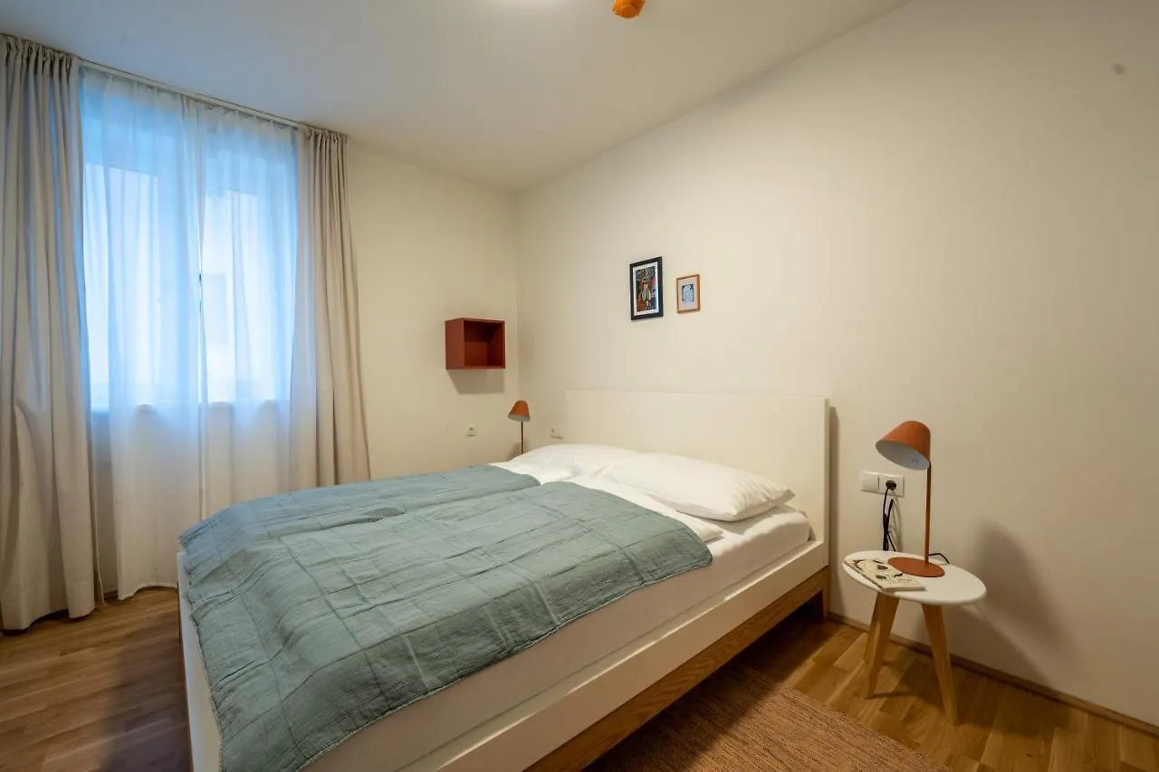 Noas Home Innsbruck Apartment